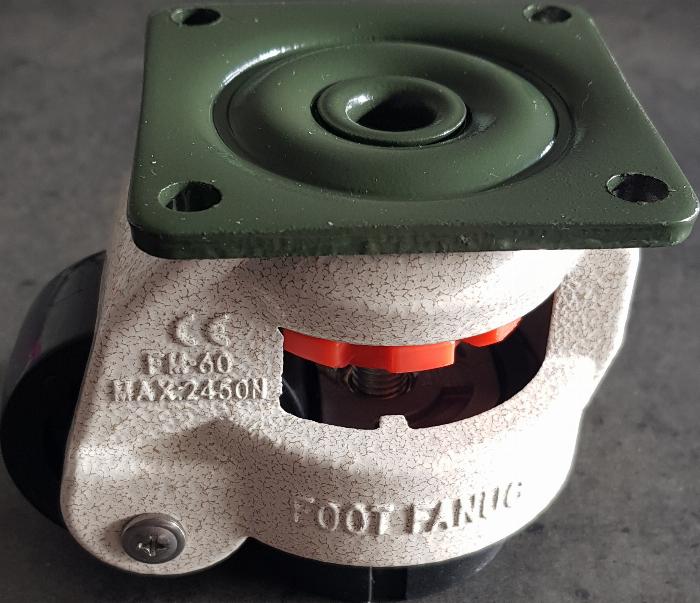 Levelling Caster with mounting plate FM 80
